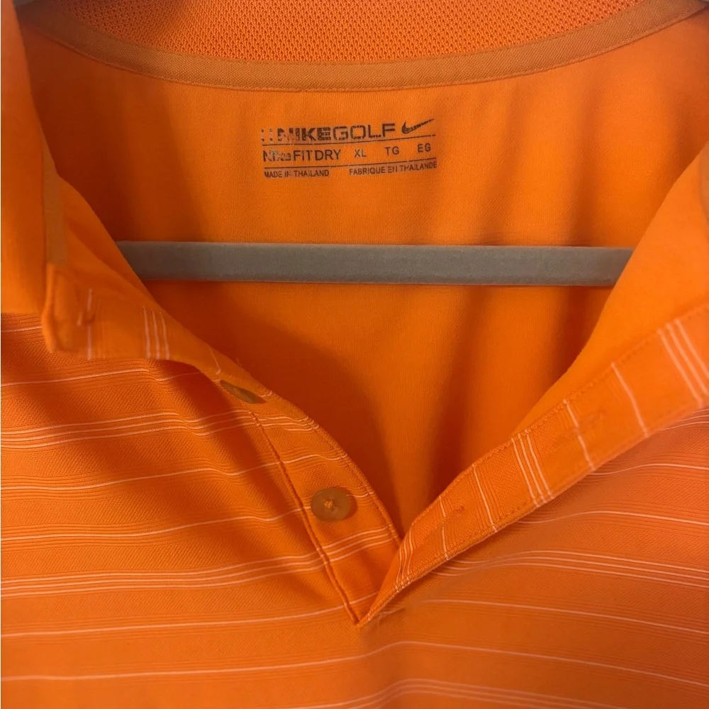 Nike Golf Men's XL Striped Orange Polo Shirt Athleisure Lightweight Summer Shirt